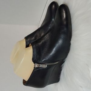 Adrienne Vittadinne Shoes.